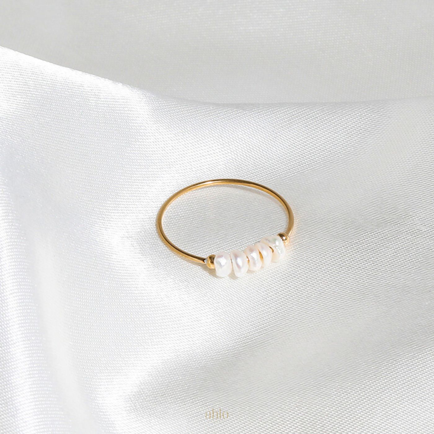 Delicate Pearls Ring