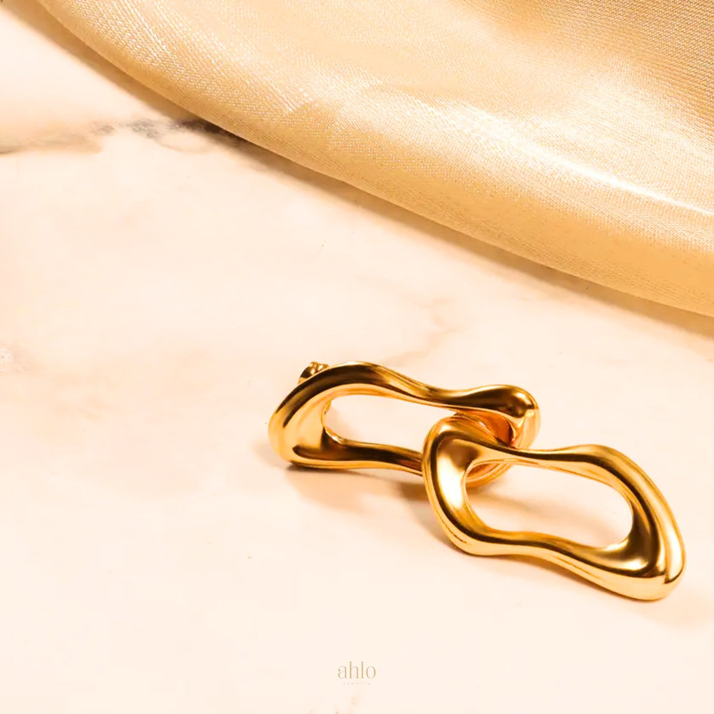 Golden-Fluid-Shape-Earrings