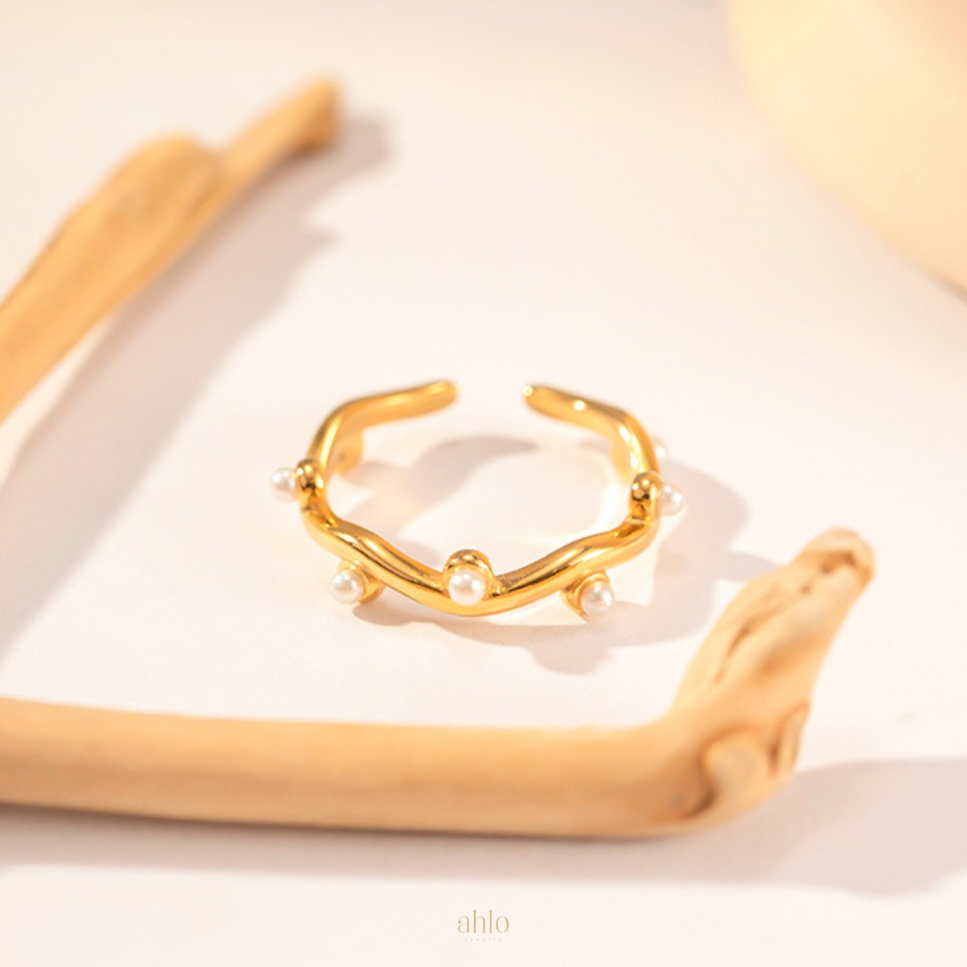 Irregular-Wave-Pearl-Ring-ahlo