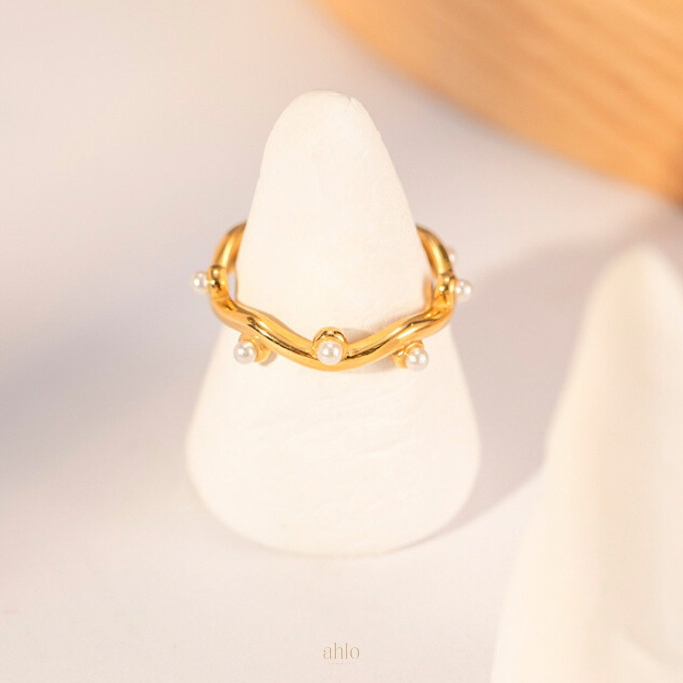 Irregular-Wave-Pearl-Ring-ahlo