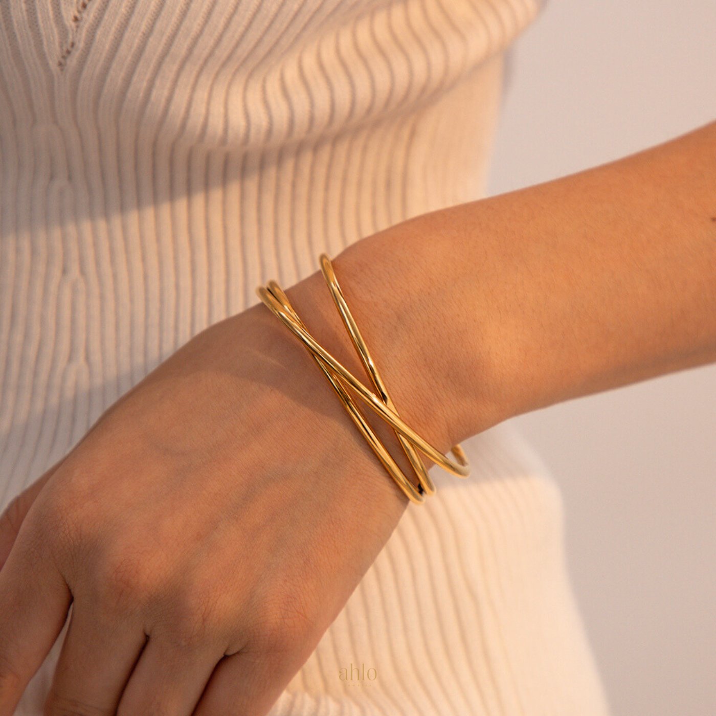 Layered-Elegance-Cuff-bracelete