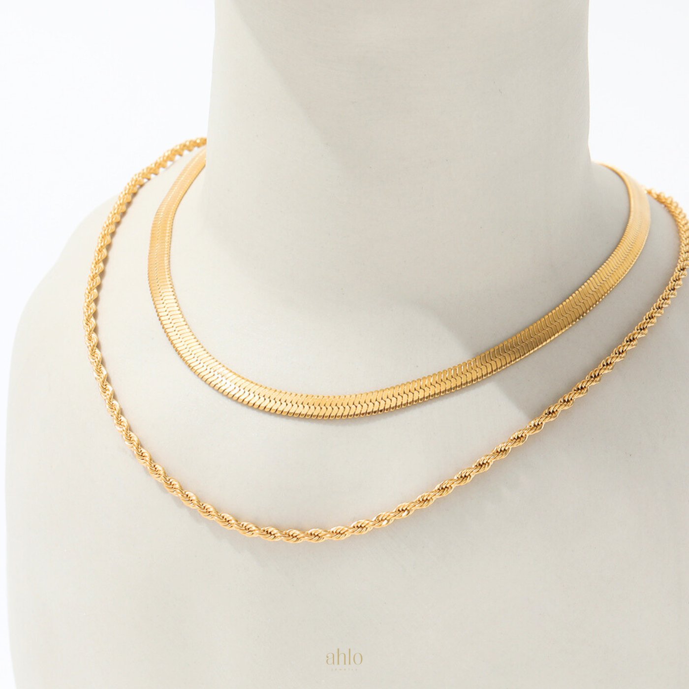 Layered_Gold_Delight_Necklace_colar