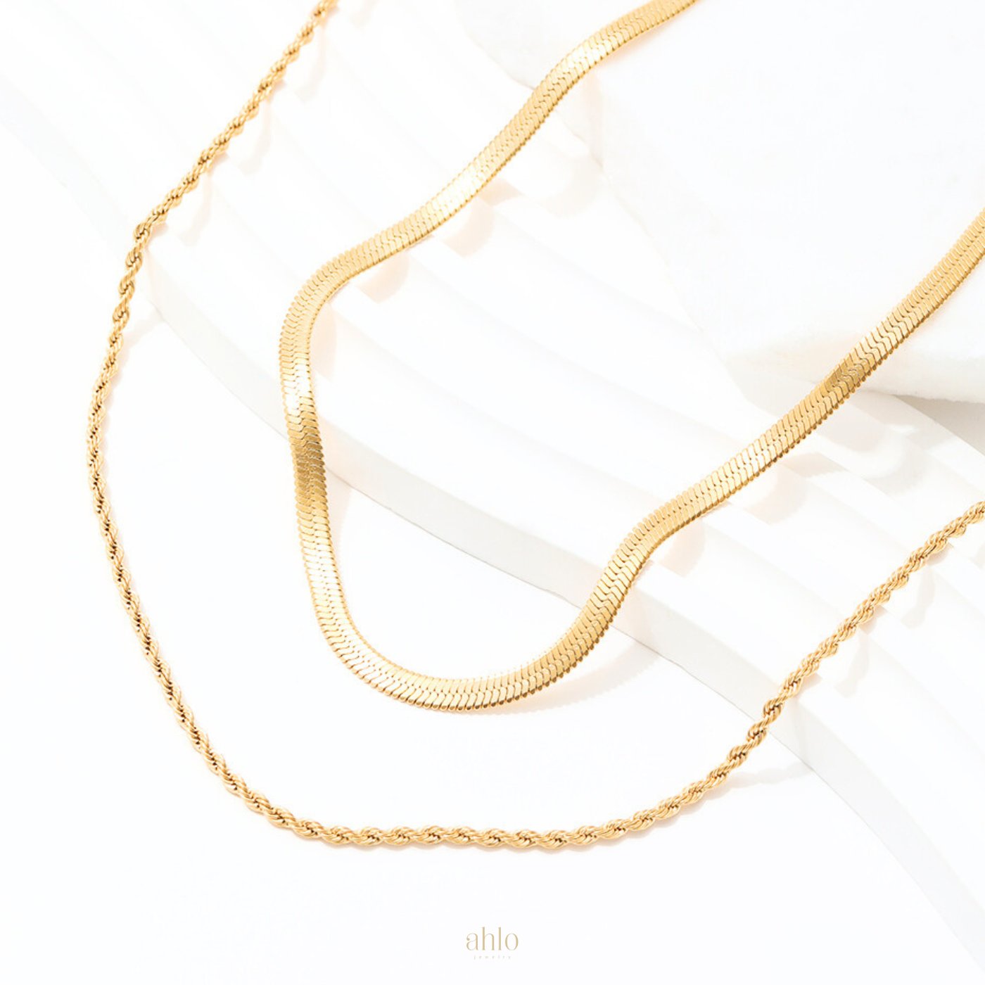 Layered_Gold_Delight_Necklace_colar