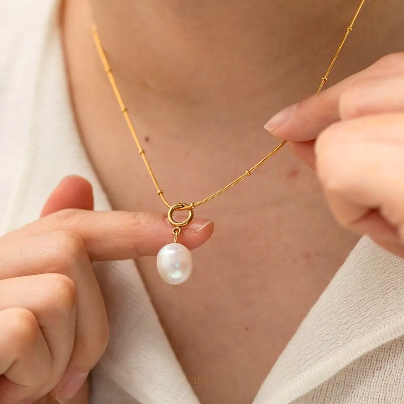 Pearl Pendant Necklace