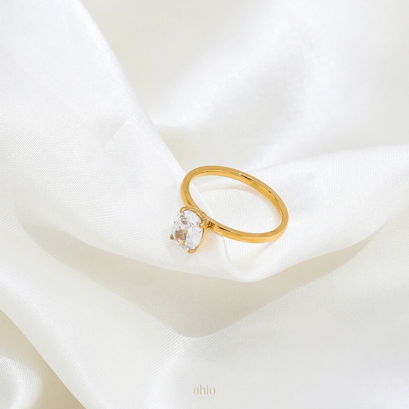 Spark-Zirconia-Ring