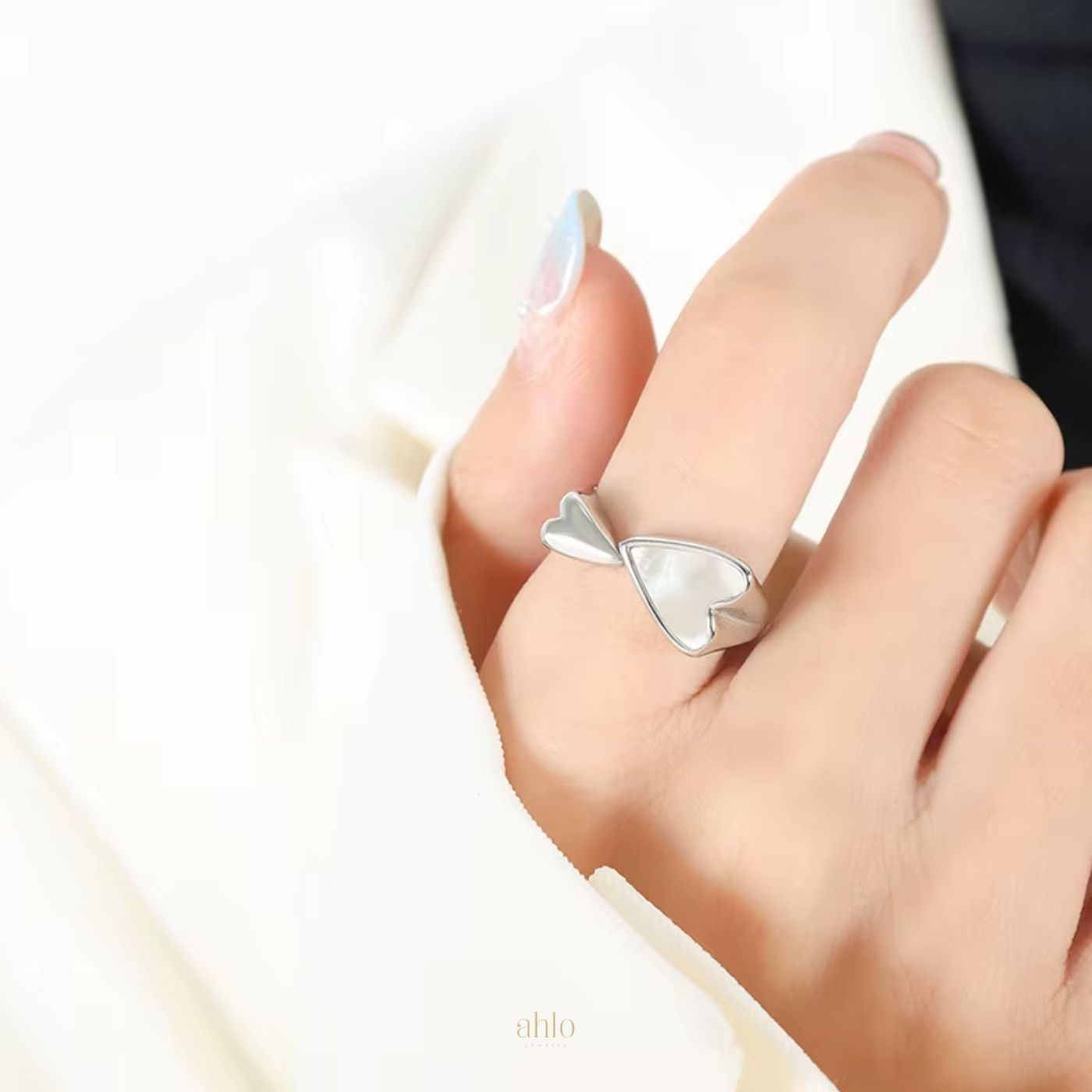 ring-silver-heart-ahlo